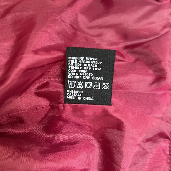 Small red jacket - Picture 5 of 5